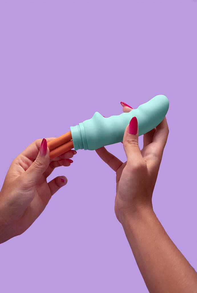 FIRST Seu Primeiro Vibrador - pantynova | Sex Shop Produtos Eróticos Online